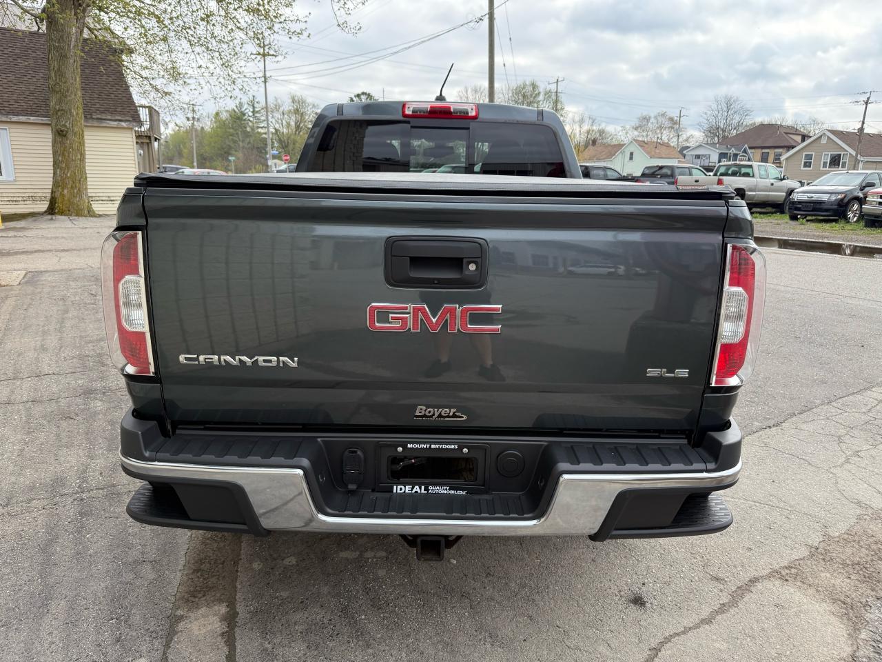 2015 GMC Canyon 4WD SLE - Photo #4