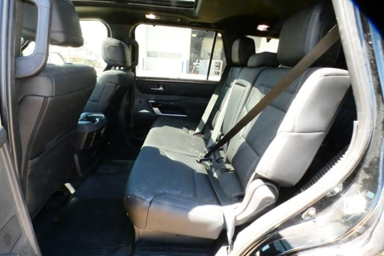 2025 Toyota Sequoia Limited w/H&C L, pano S/R, NAV, BUC - Photo #10