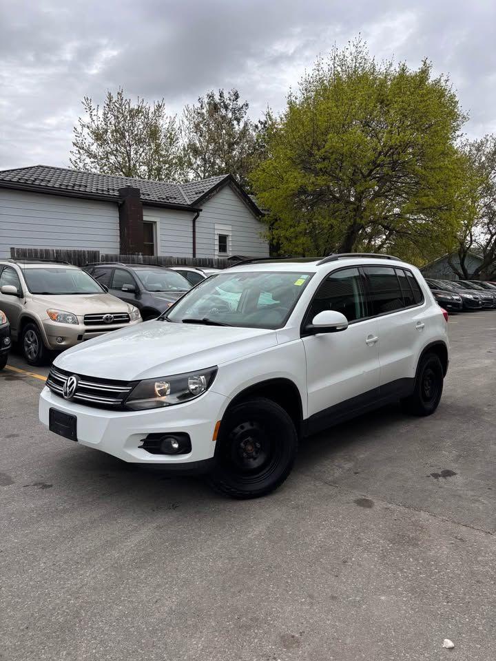2015 Volkswagen Tiguan  - Photo #2