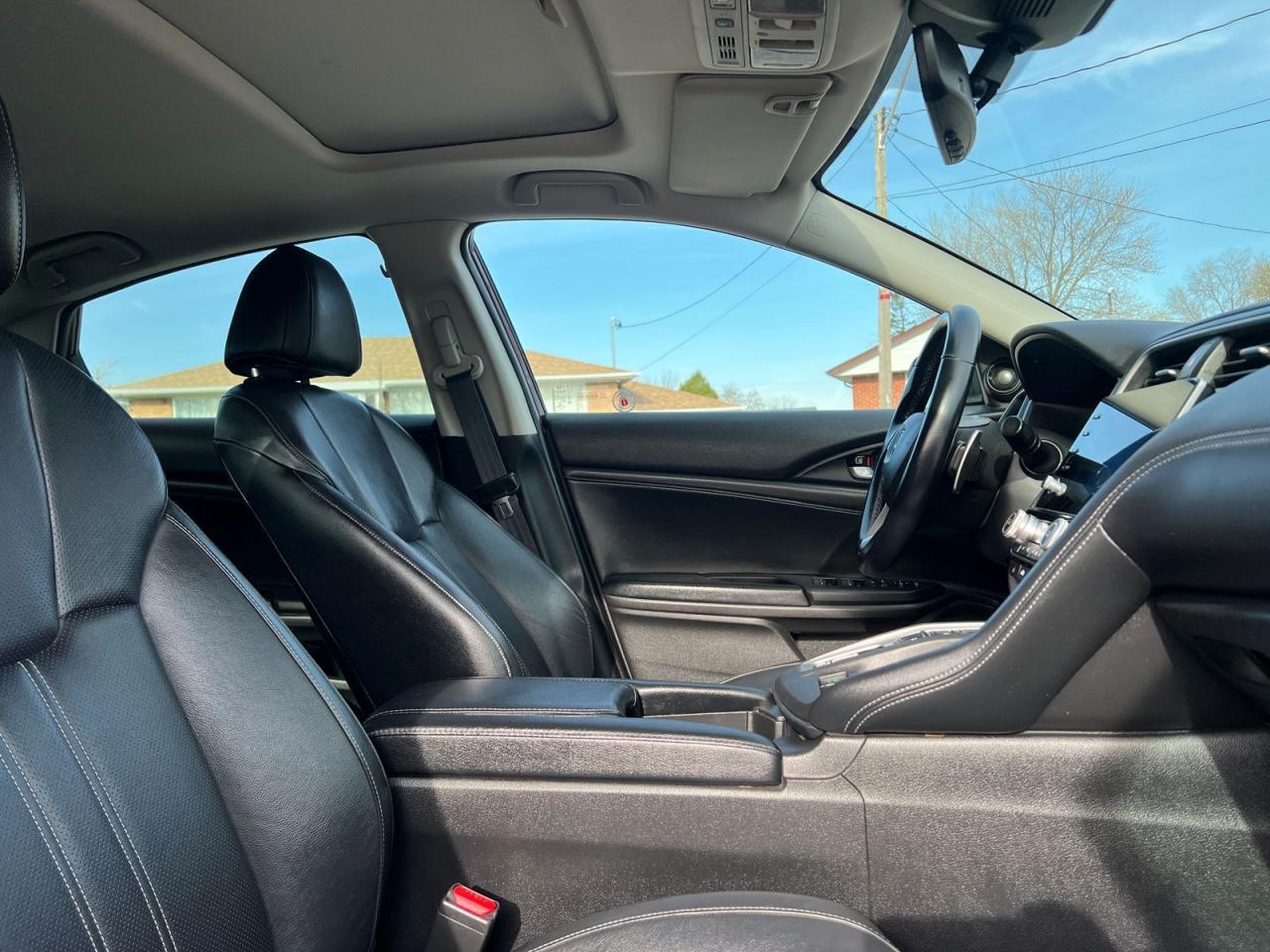 2019 Honda Insight Touring - Photo #17