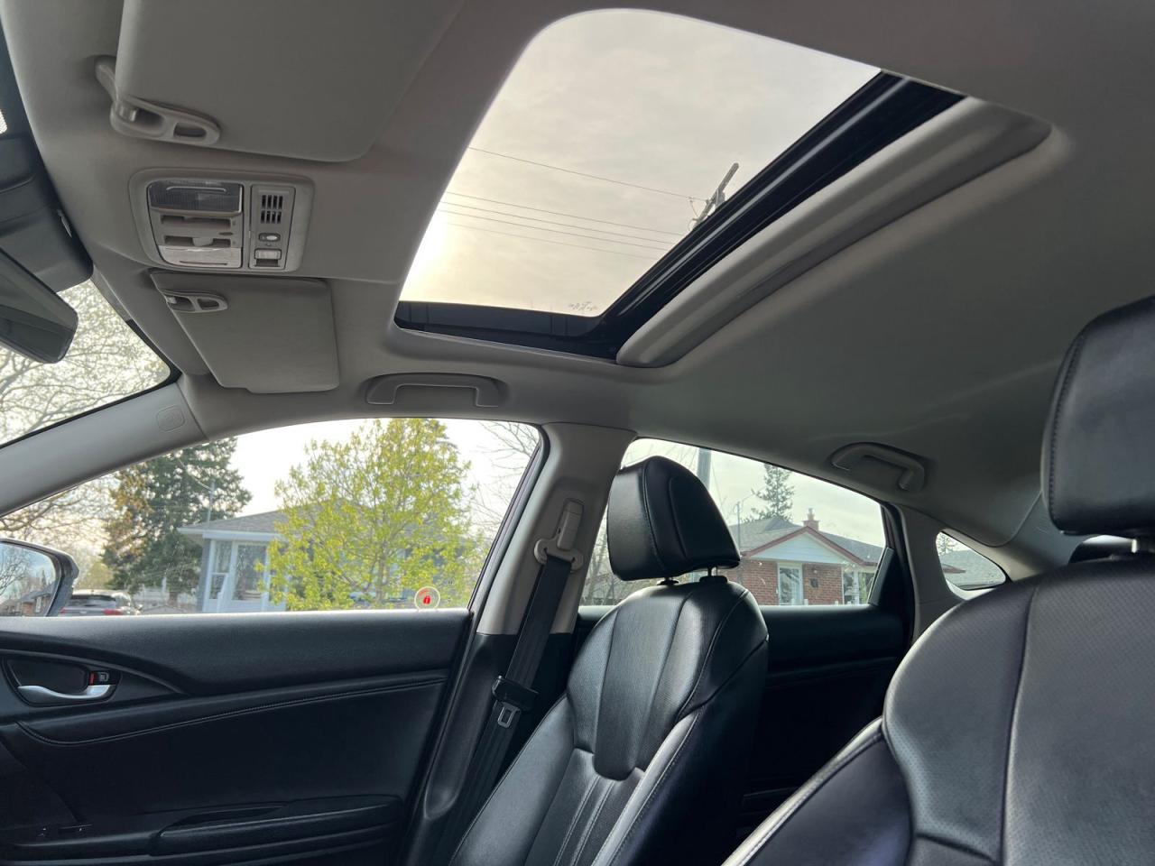 2019 Honda Insight Touring - Photo #19
