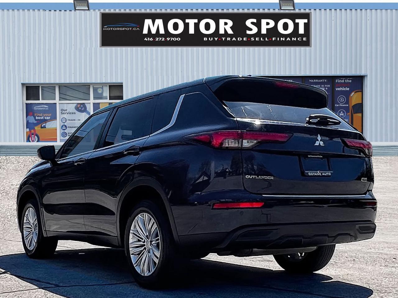 2022 Mitsubishi Outlander ES 4WD - Photo #4