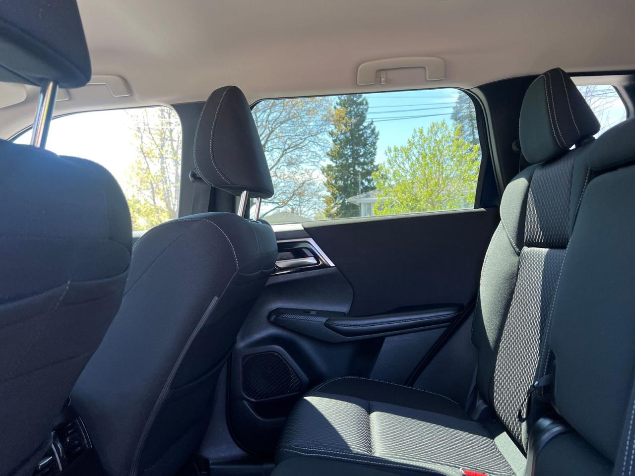 2022 Mitsubishi Outlander ES S-AWC - Photo #12