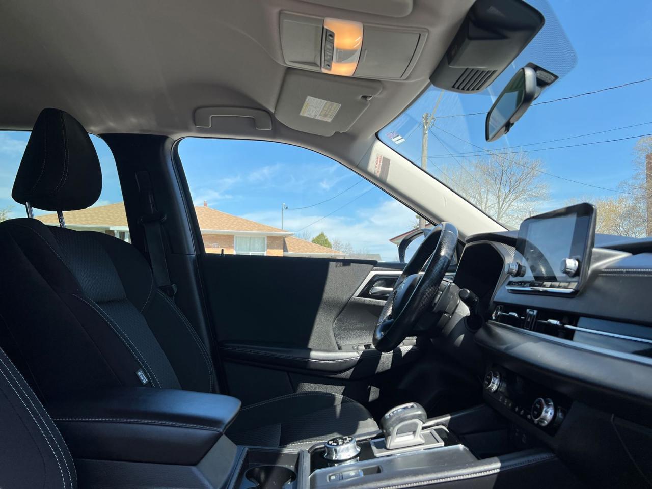 2022 Mitsubishi Outlander ES S-AWC - Photo #10