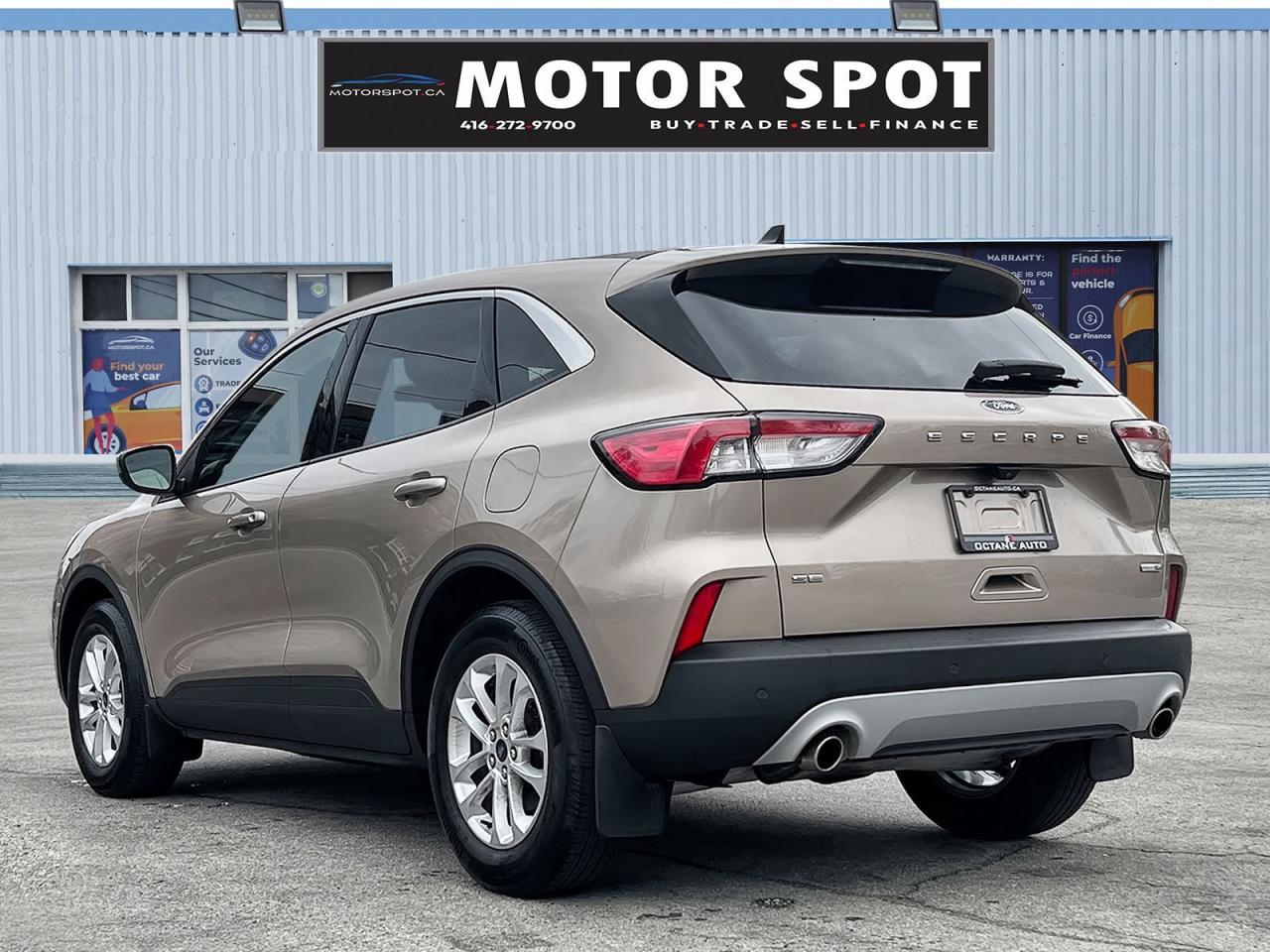 2020 Ford Escape SE AWD - Photo #4