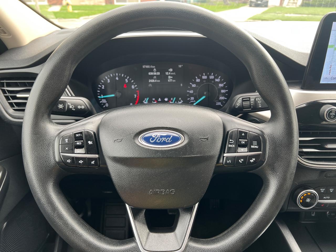 2020 Ford Escape SE AWD Photo