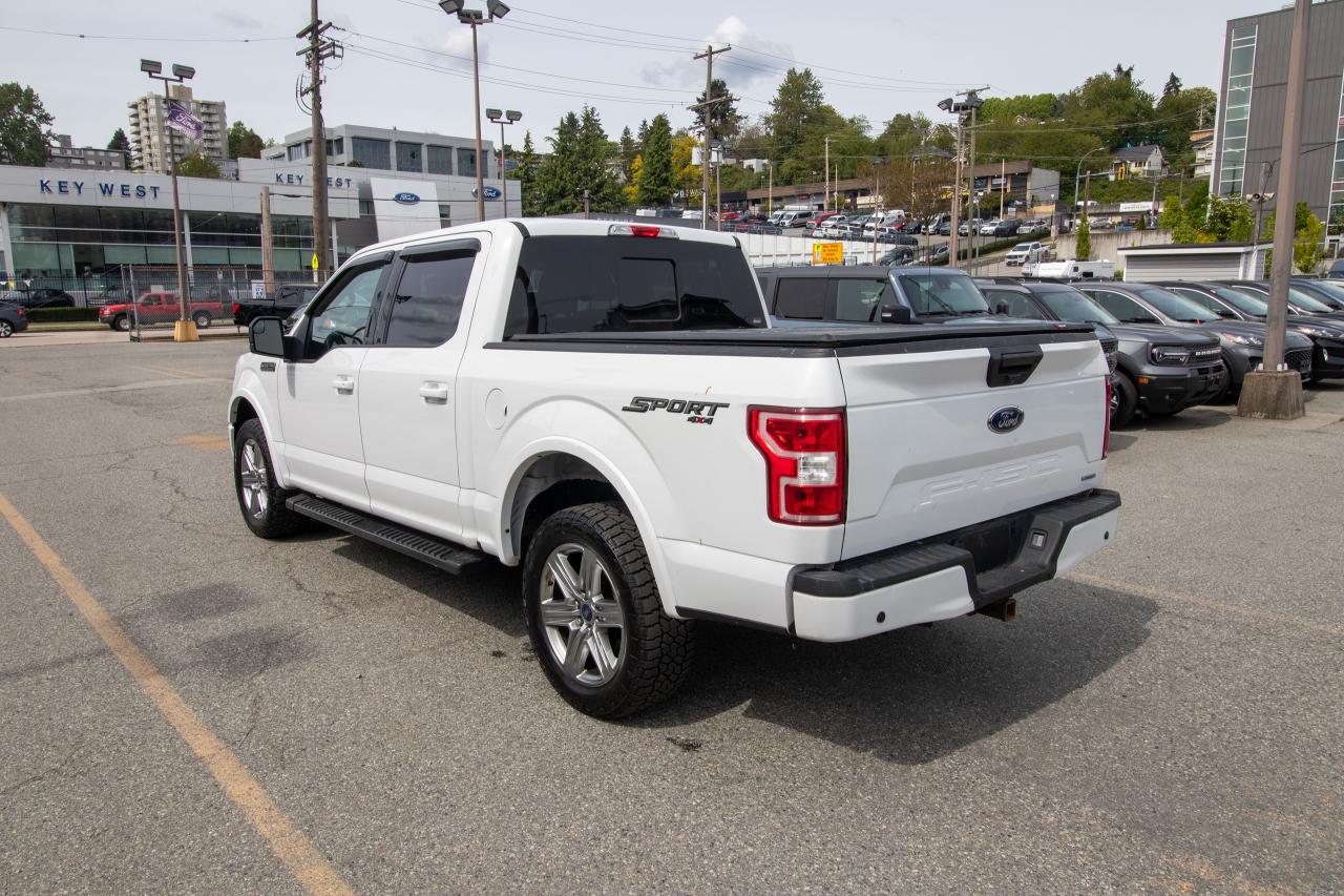 2019 Ford F-150 XLT 4WD SuperCrew 5.5' Box Photo5
