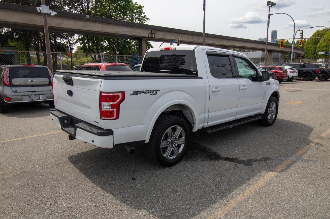 2019 Ford F-150 XLT 4WD SuperCrew 5.5' Box Photo5