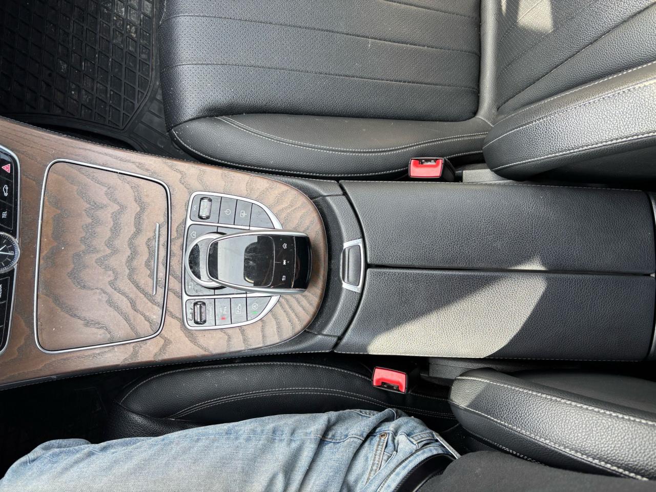 2018 Mercedes-Benz E-Class E 300 4MATIC Sedan Photo