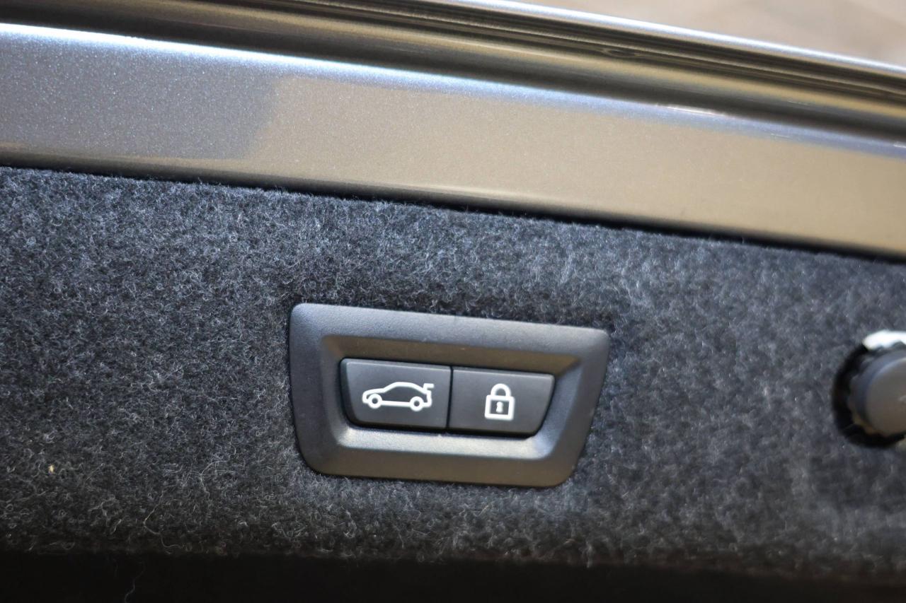2018 BMW 5 Series 530e xDrive - HEADSUP|NAVI|CAMERA|BLINDSPOT - Photo #24