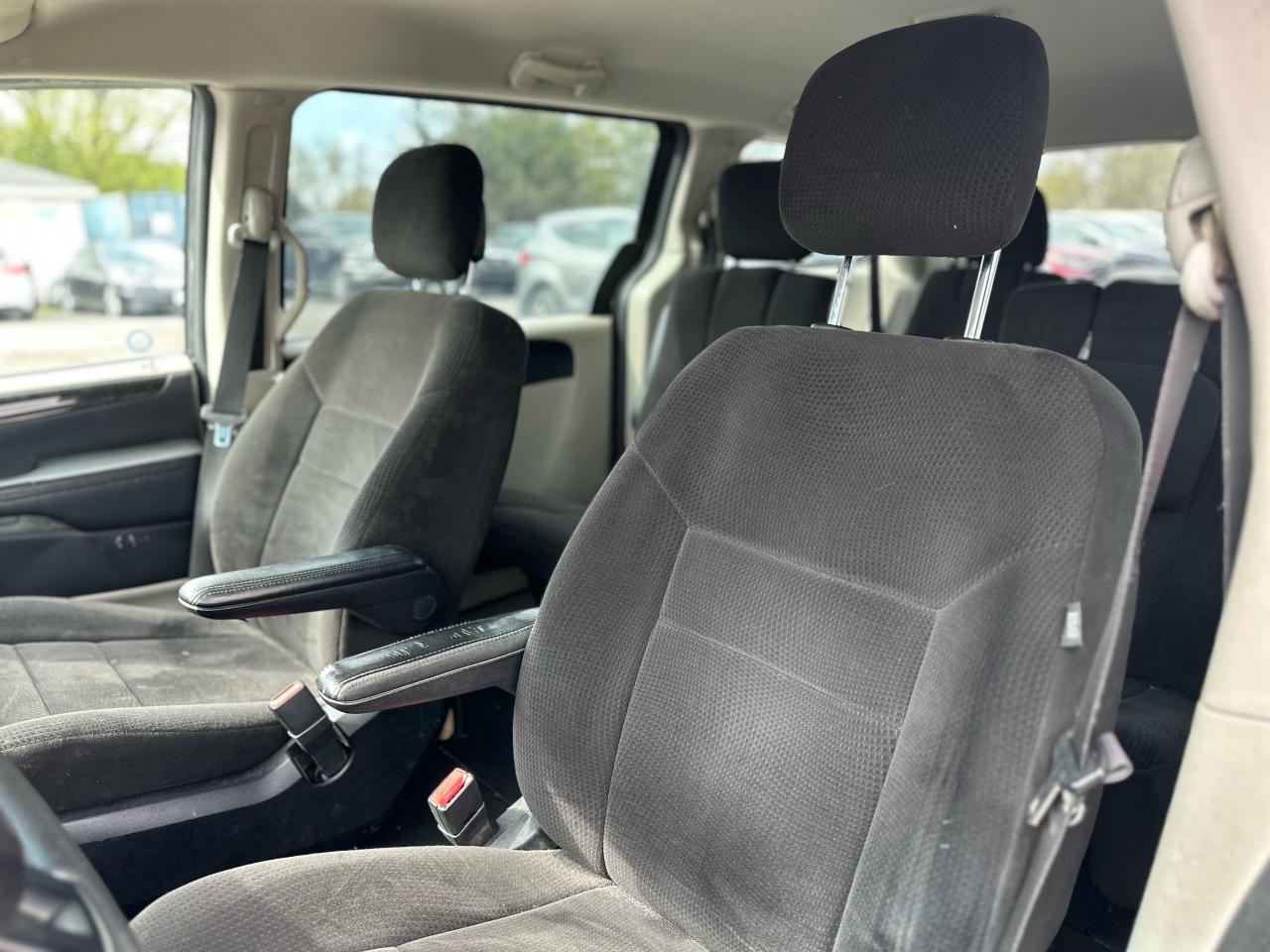 2012 Dodge Grand Caravan SE Photo28