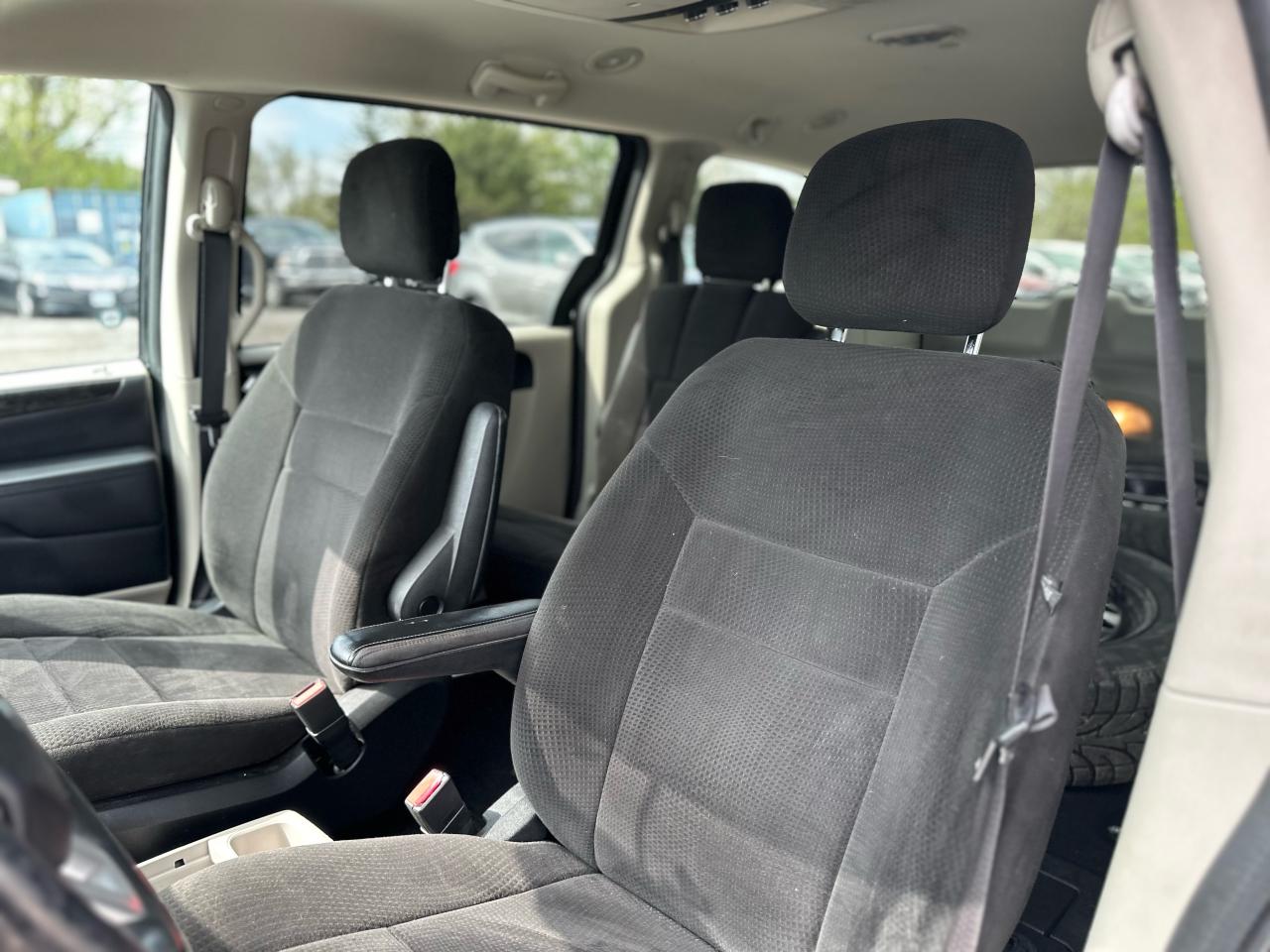 2013 Dodge Grand Caravan SXT Photo28