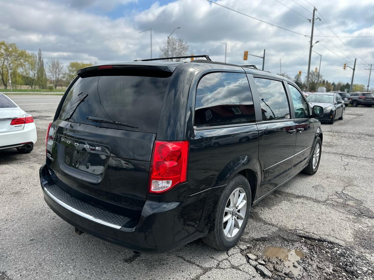 2013 Dodge Grand Caravan SXT Photo21