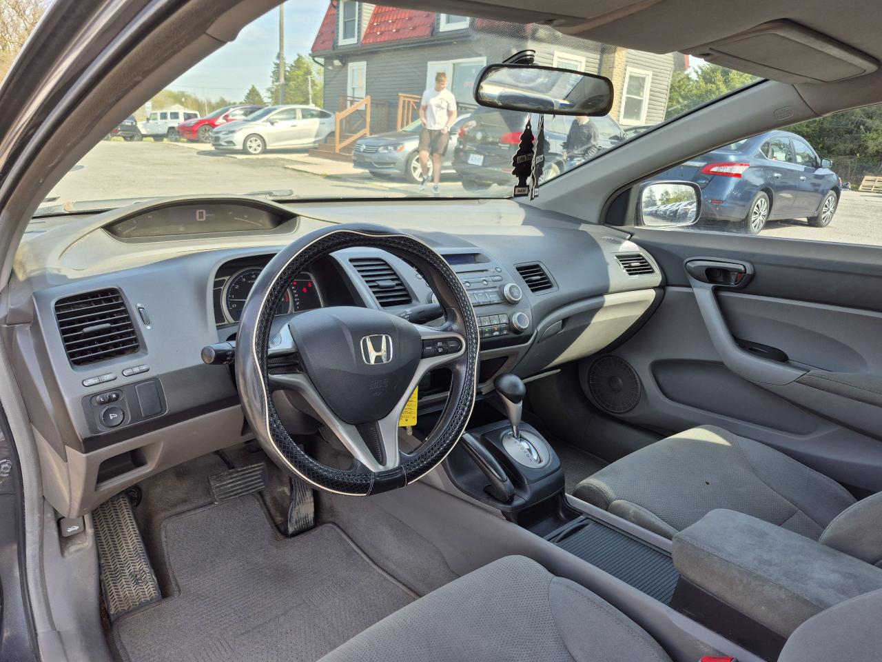 2010 Honda Civic 2dr Auto DX-G Photo22