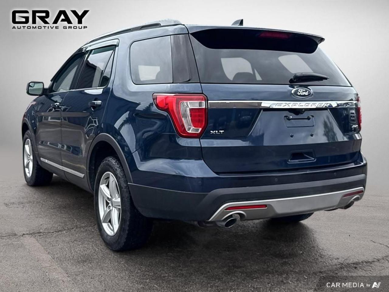 2017 Ford Explorer XLT/LEATHER/LOADED/NO ACCIDENTS - Photo #3