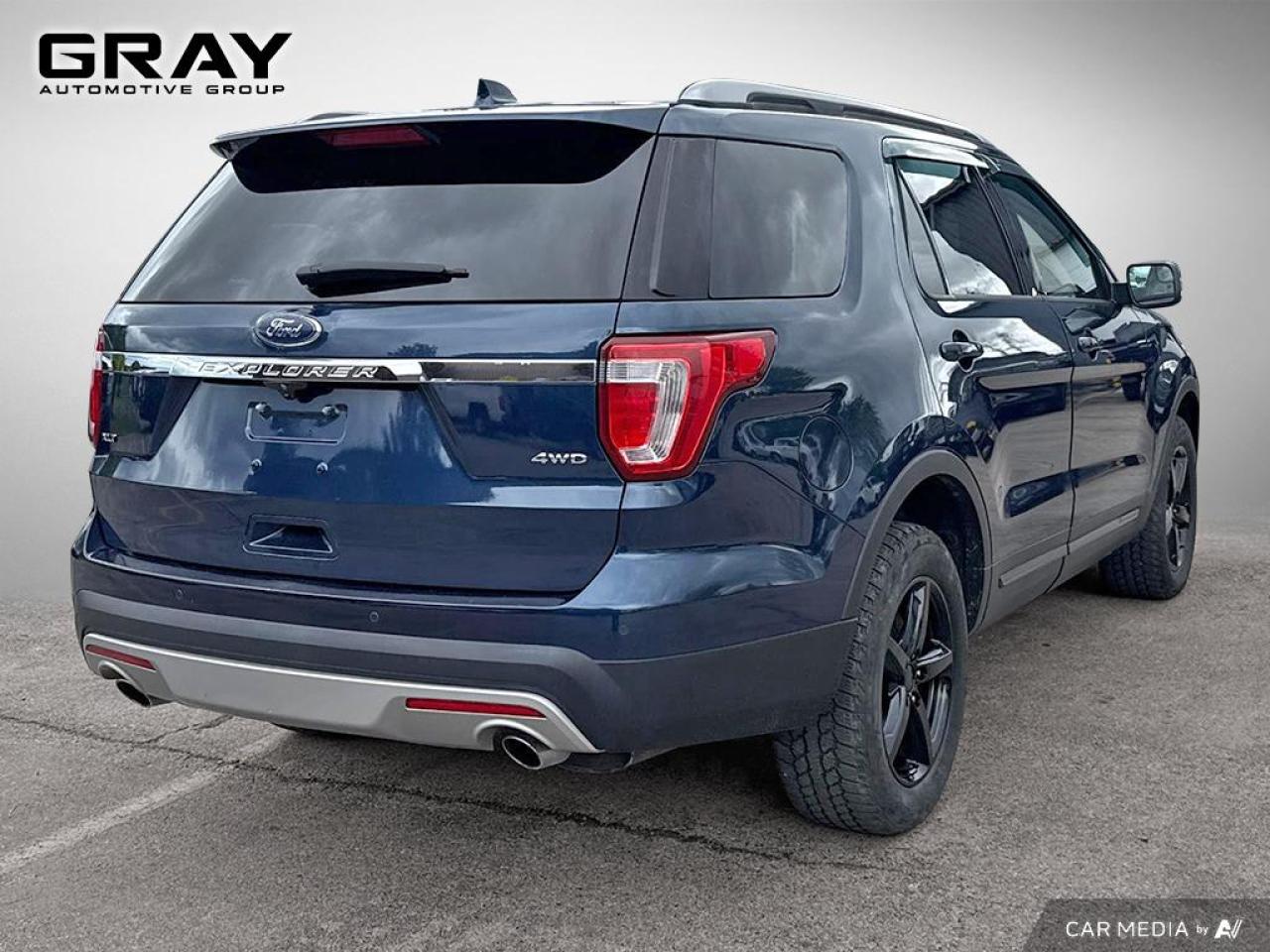 2017 Ford Explorer XLT/LEATHER/LOADED/NO ACCIDENTS - Photo #5