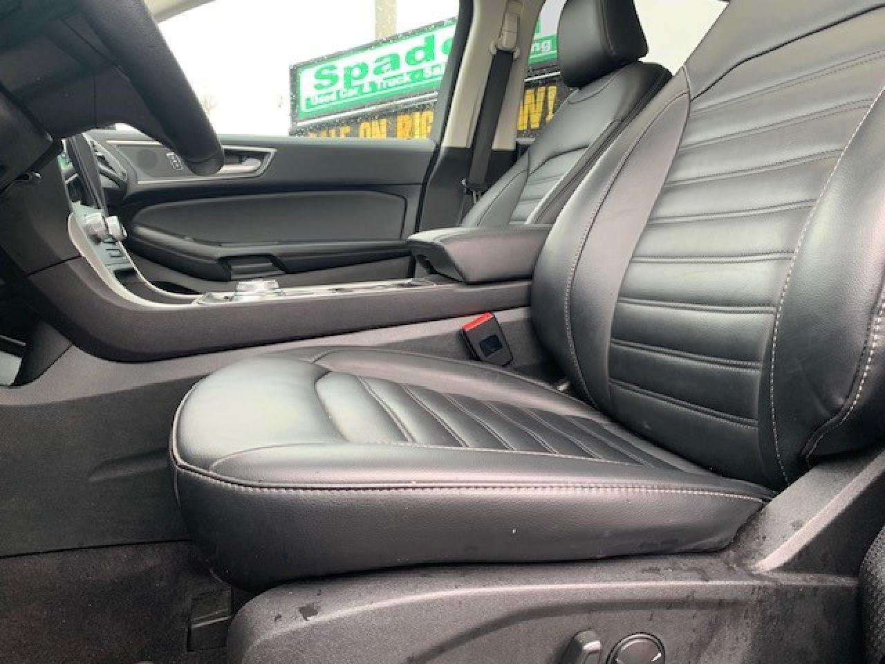 2024 Ford Edge SEL - Photo #4