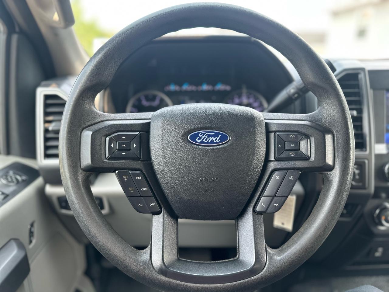 2020 Ford F-550 XLT DUMPBODY Photo5