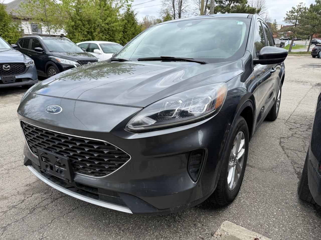 Used 2020 Ford Escape SE / AWD / NAV / HTD SEATS / ALLOYS for sale in Cambridge, ON