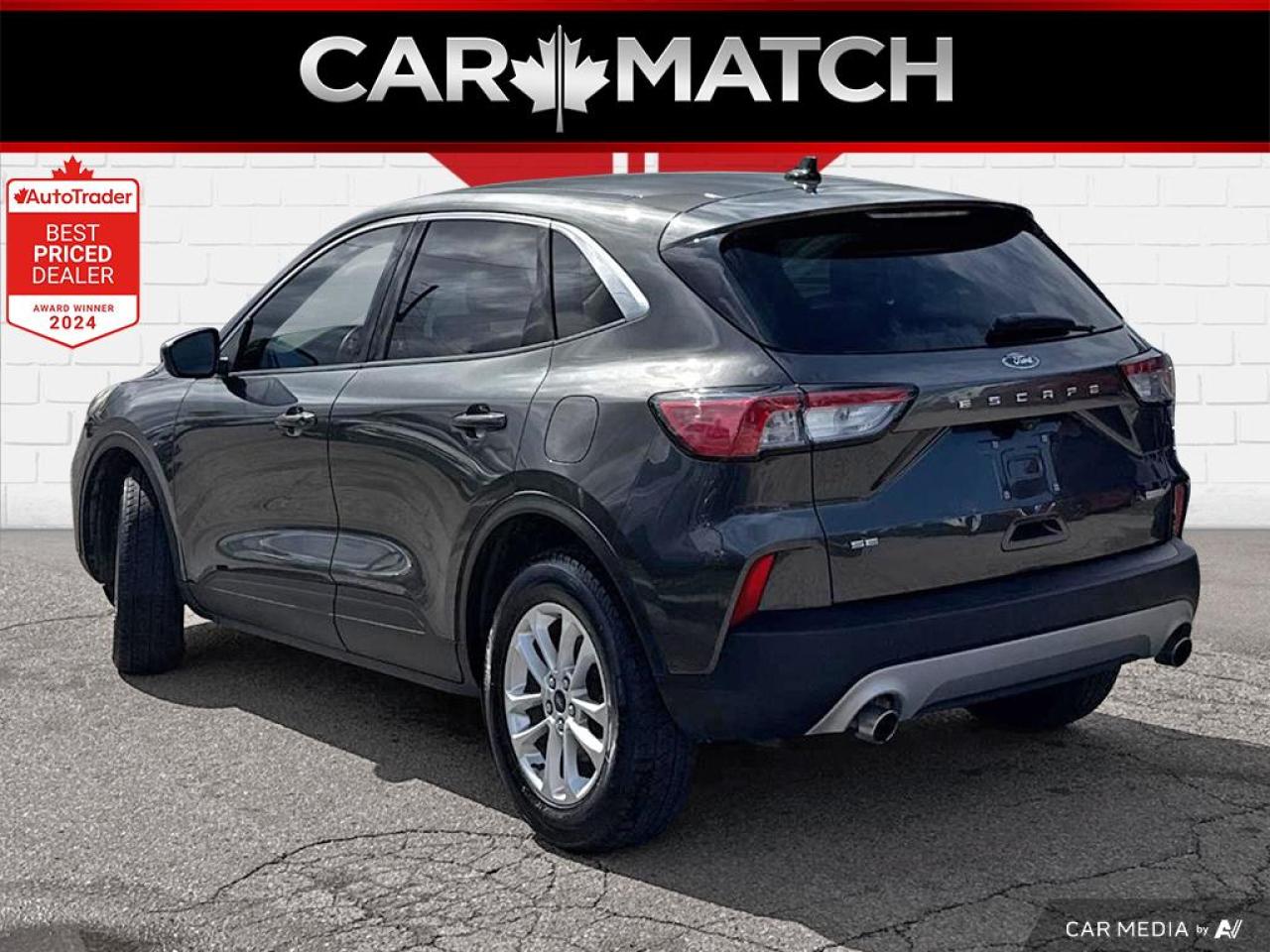 2020 Ford Escape SE / AWD / NAV / HTD SEATS / ALLOYS - Photo #3