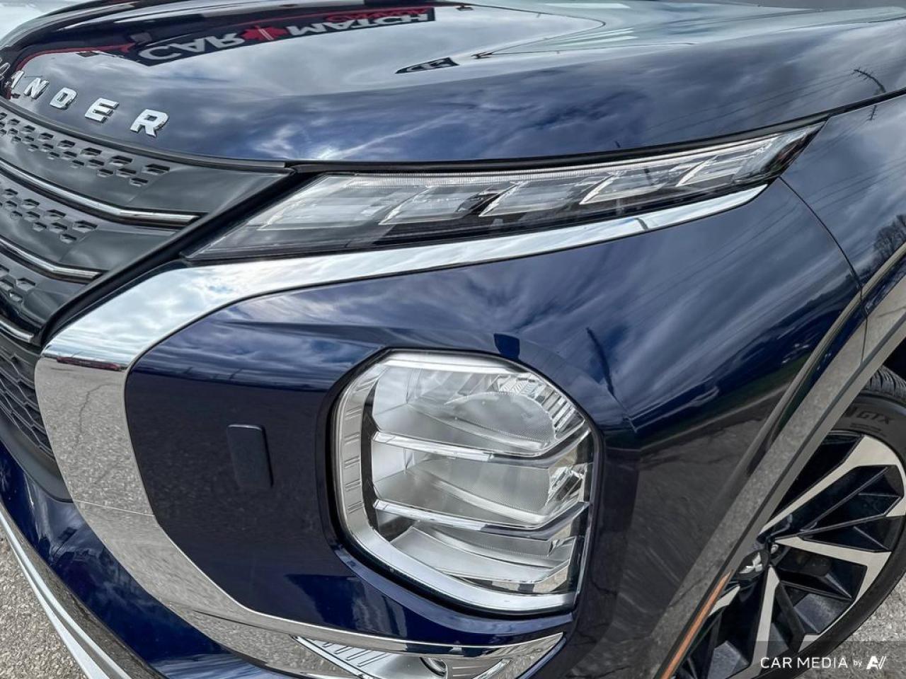 2023 Mitsubishi Outlander LE PREMIUM / S-AWC / ROOF / NAV / NO ACCIDENTS - Photo #7