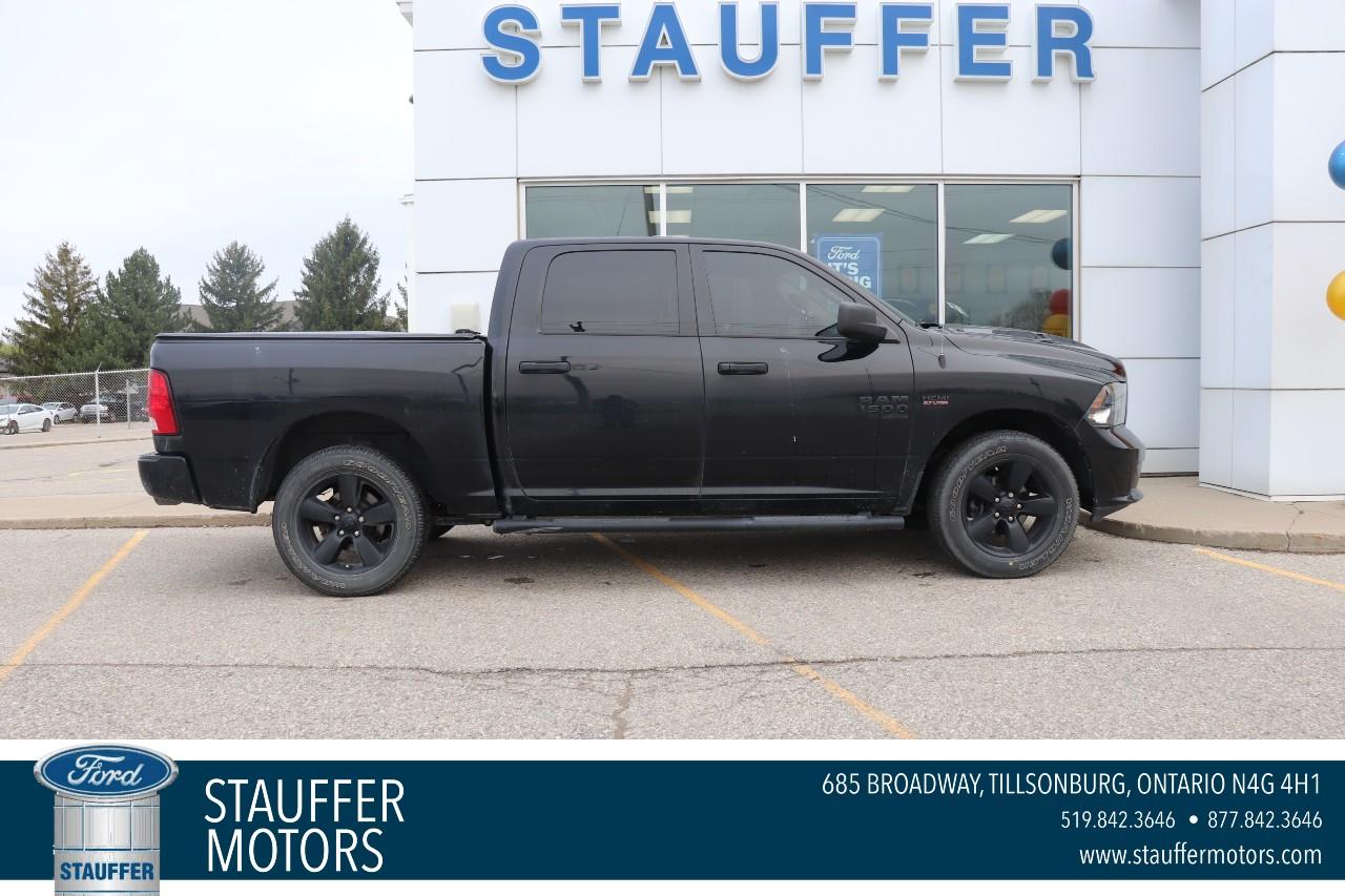 Used 2022 RAM 1500 Classic Express 4x4 Crew Cab 5'7 Box for sale in Tillsonburg, ON