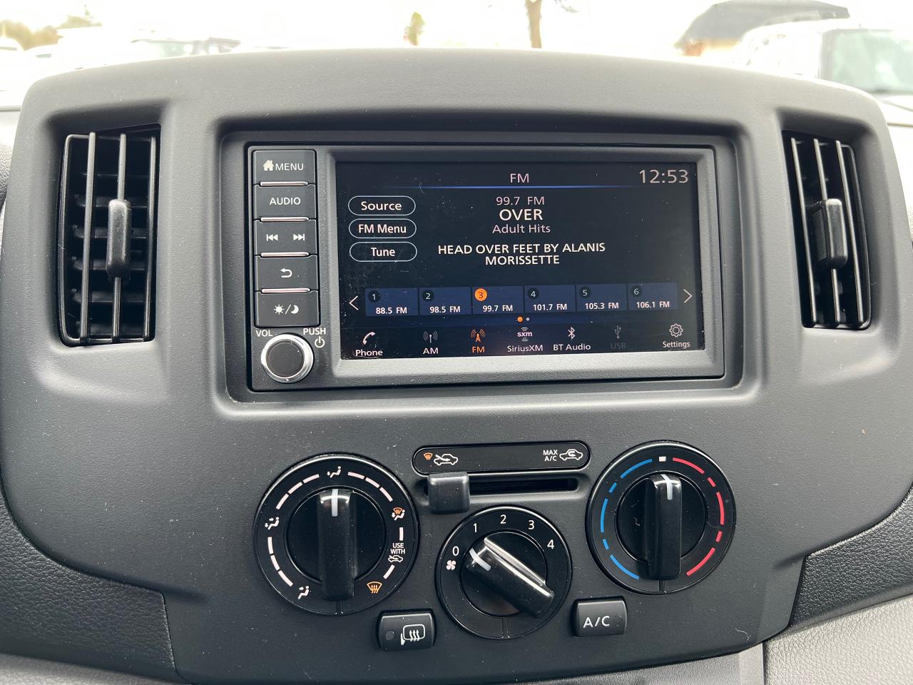 2021 Nissan NV200 S - Photo #14