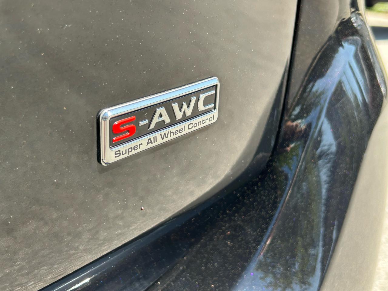 2022 Mitsubishi Outlander PHEV SE - Photo #17