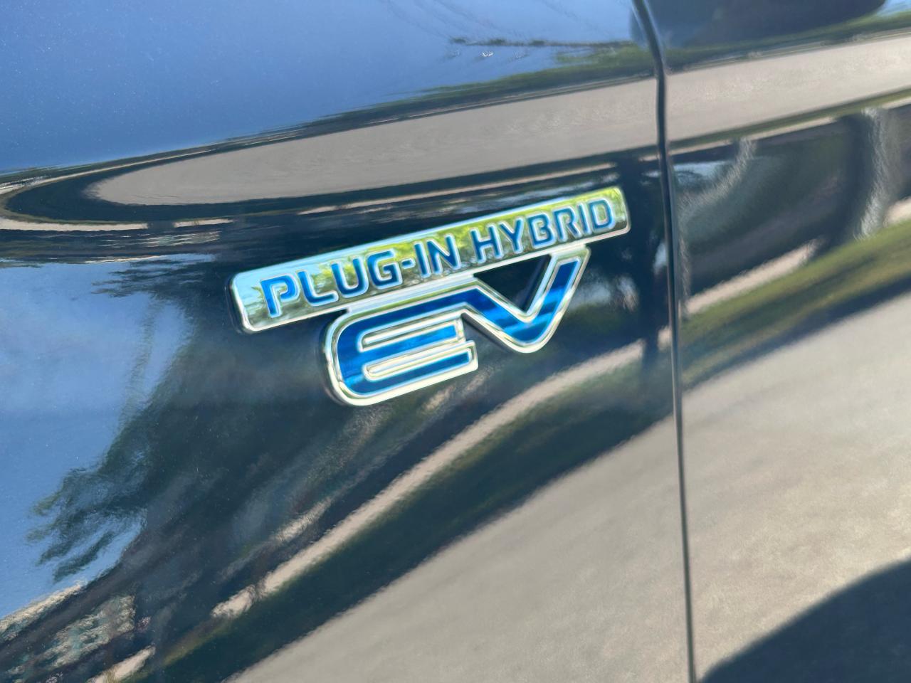 2022 Mitsubishi Outlander PHEV SE - Photo #15