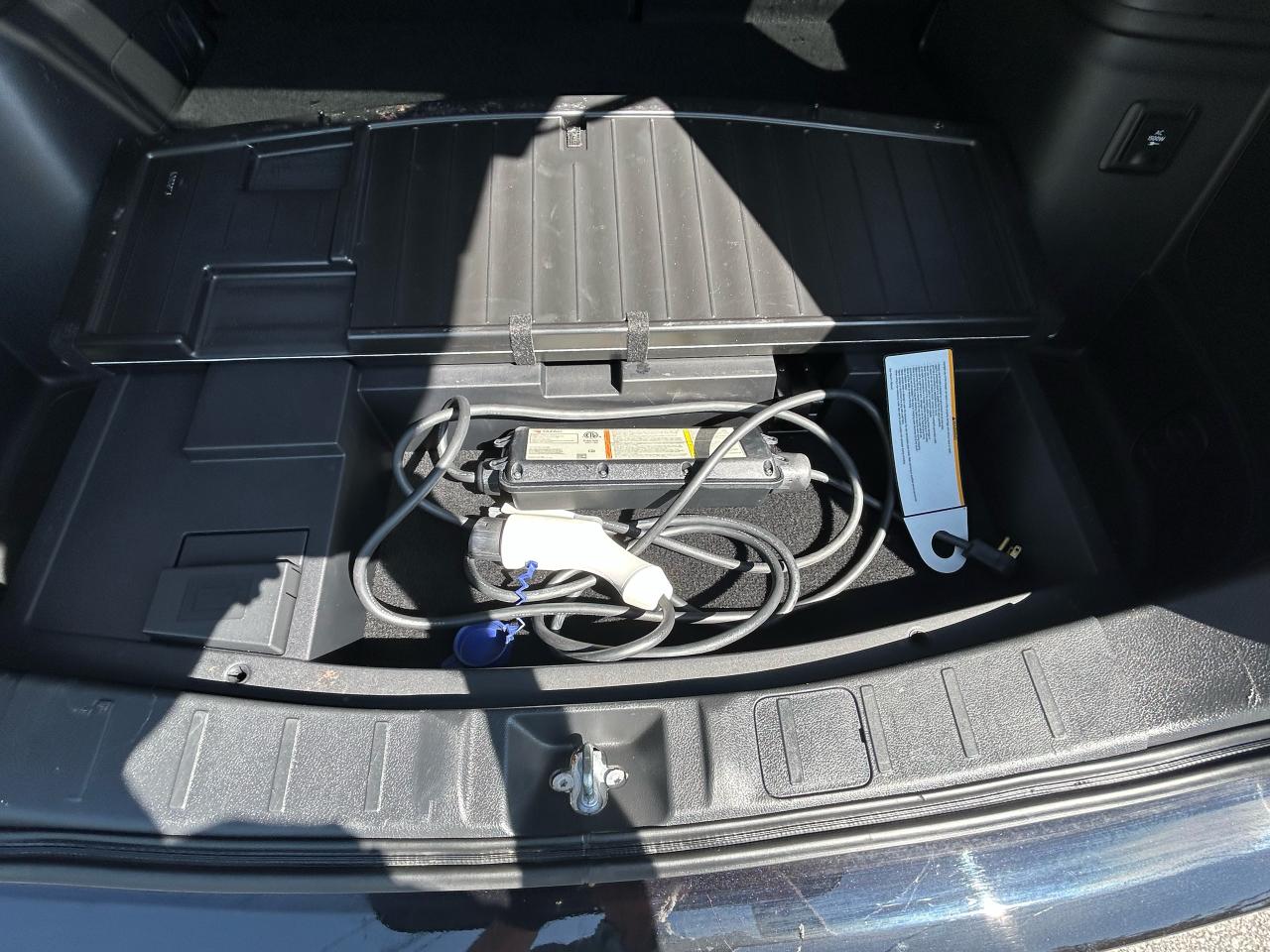 2022 Mitsubishi Outlander PHEV SE - Photo #9