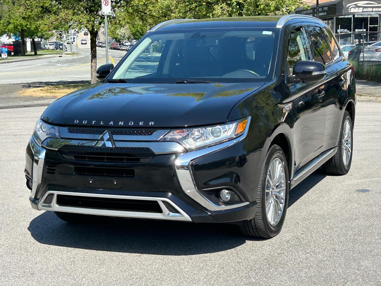 2022 Mitsubishi Outlander PHEV 