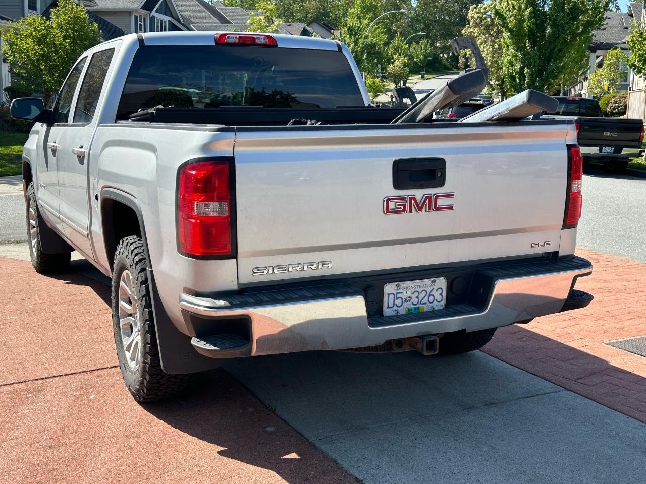 2015 GMC Sierra 1500 SLE - Photo #3