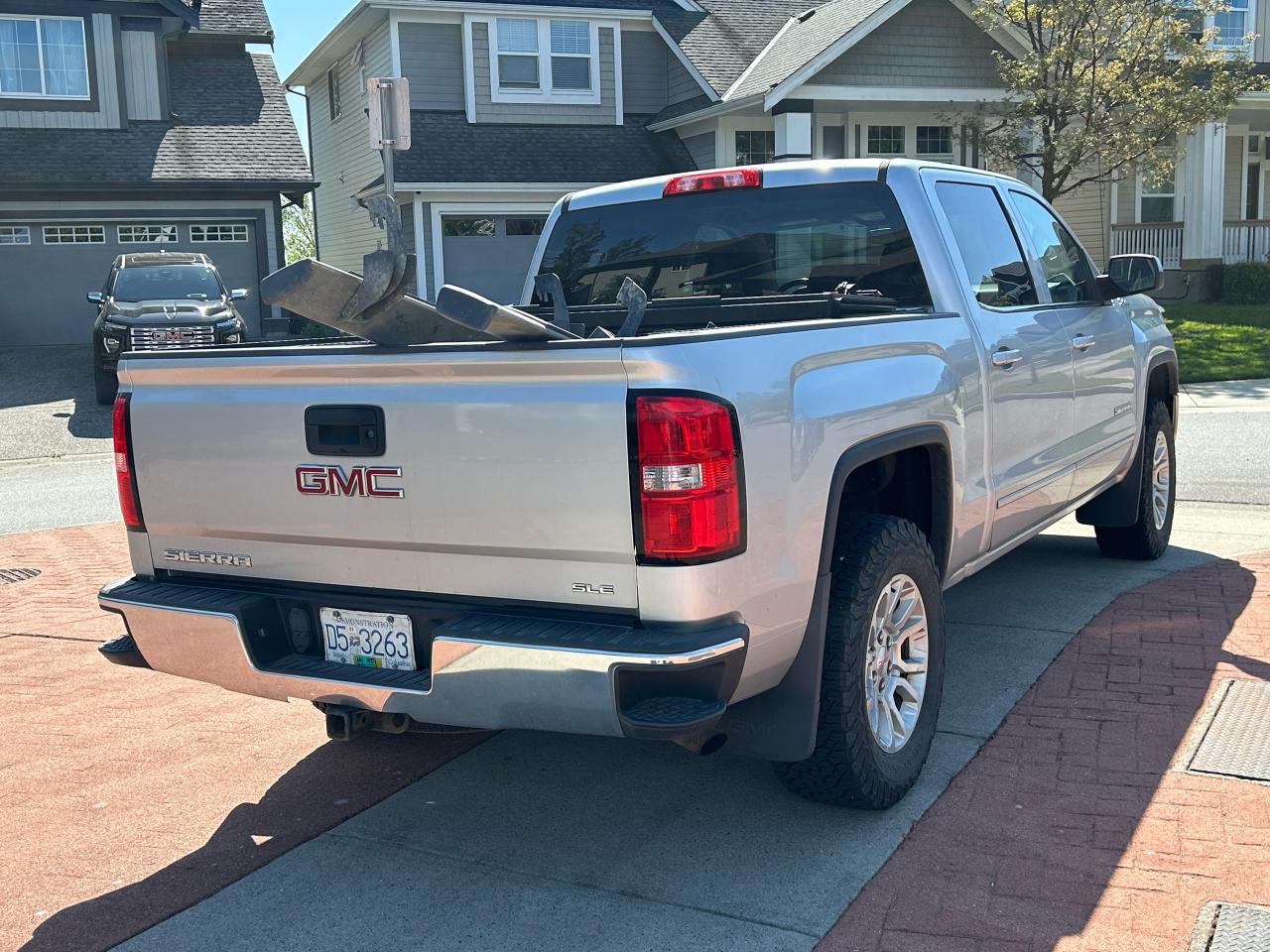 2015 GMC Sierra 1500 SLE - Photo #6