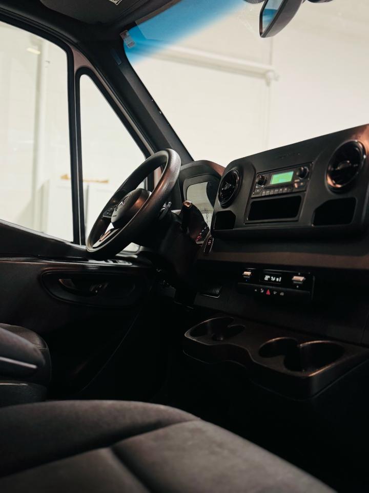 2022 Mercedes-Benz Sprinter 2500 High Roof - Photo #20