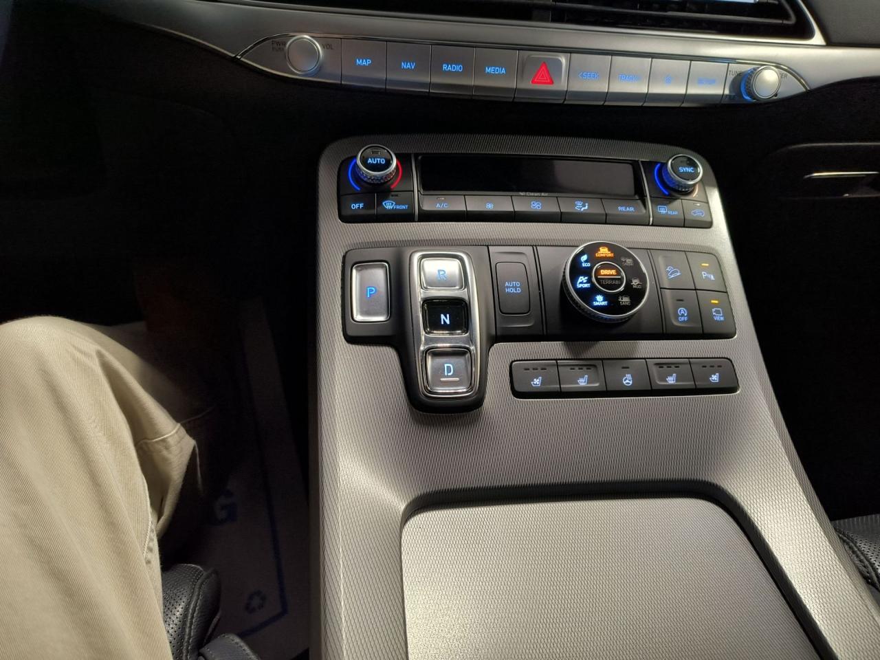 2020 Hyundai PALISADE LUXURY AWD Photo