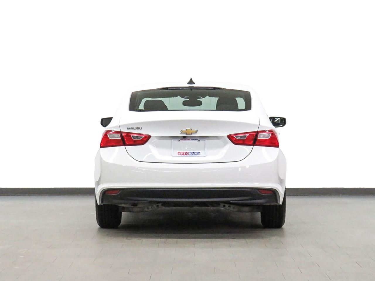 2018 Chevrolet Malibu LT | Nav | Leather | Pano roof | BOSE | CarPlay