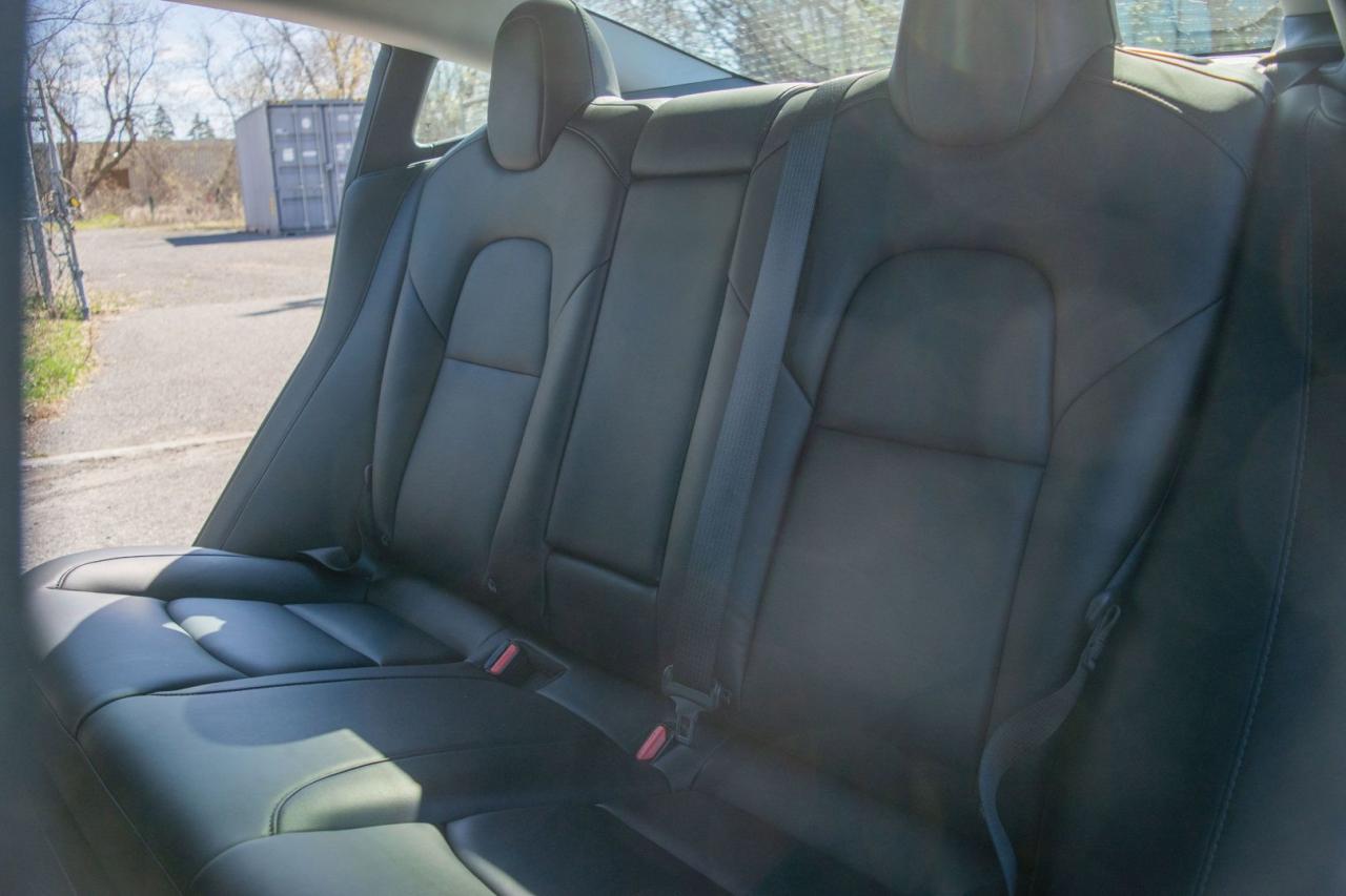 2022 Tesla Model 3 LONG RANGE - Photo #10