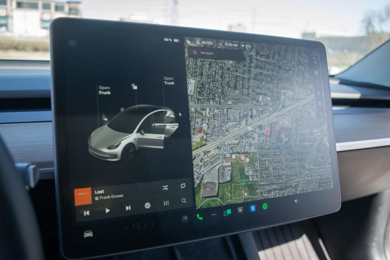 2022 Tesla Model 3 LONG RANGE - Photo #17