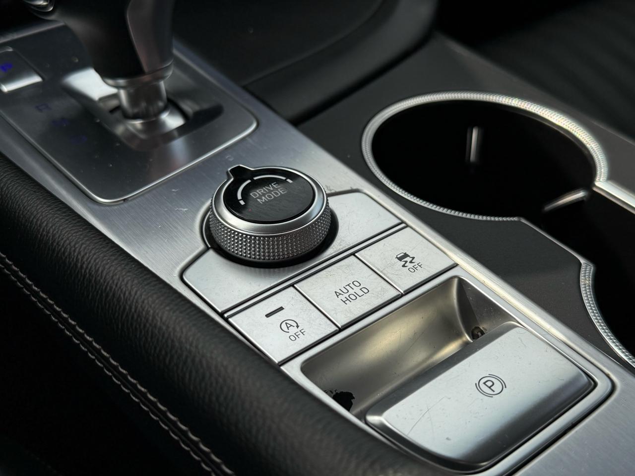 2020 Genesis G70 2.0T Elite | Navigation | Backup Camera | Sunroof - Photo #16