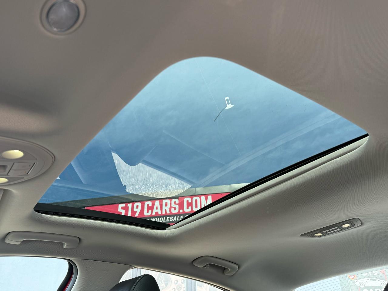 2020 Genesis G70 2.0T Elite | Navigation | Backup Camera | Sunroof - Photo #18