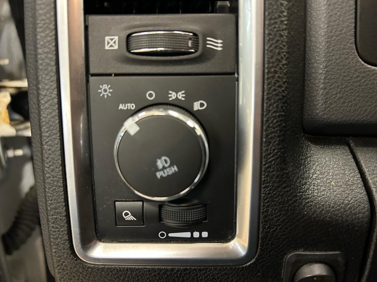 2018 RAM 1500 SLT - Photo #13