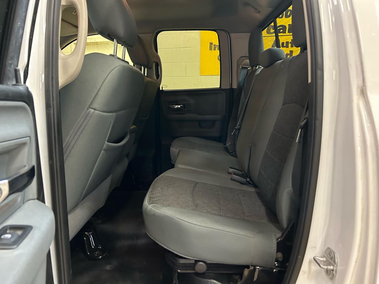 2018 RAM 1500 SLT - Photo #15