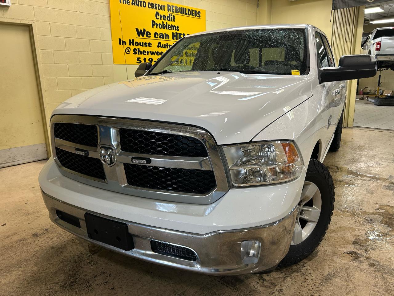 Used 2018 RAM 1500 SLT for sale in Windsor, ON