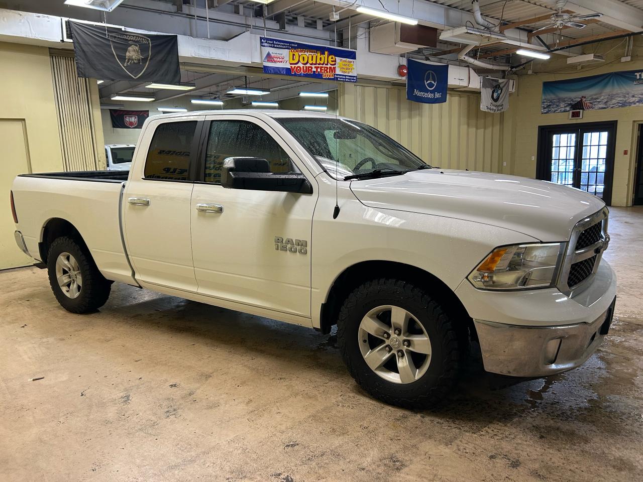 2018 RAM 1500 SLT - Photo #6