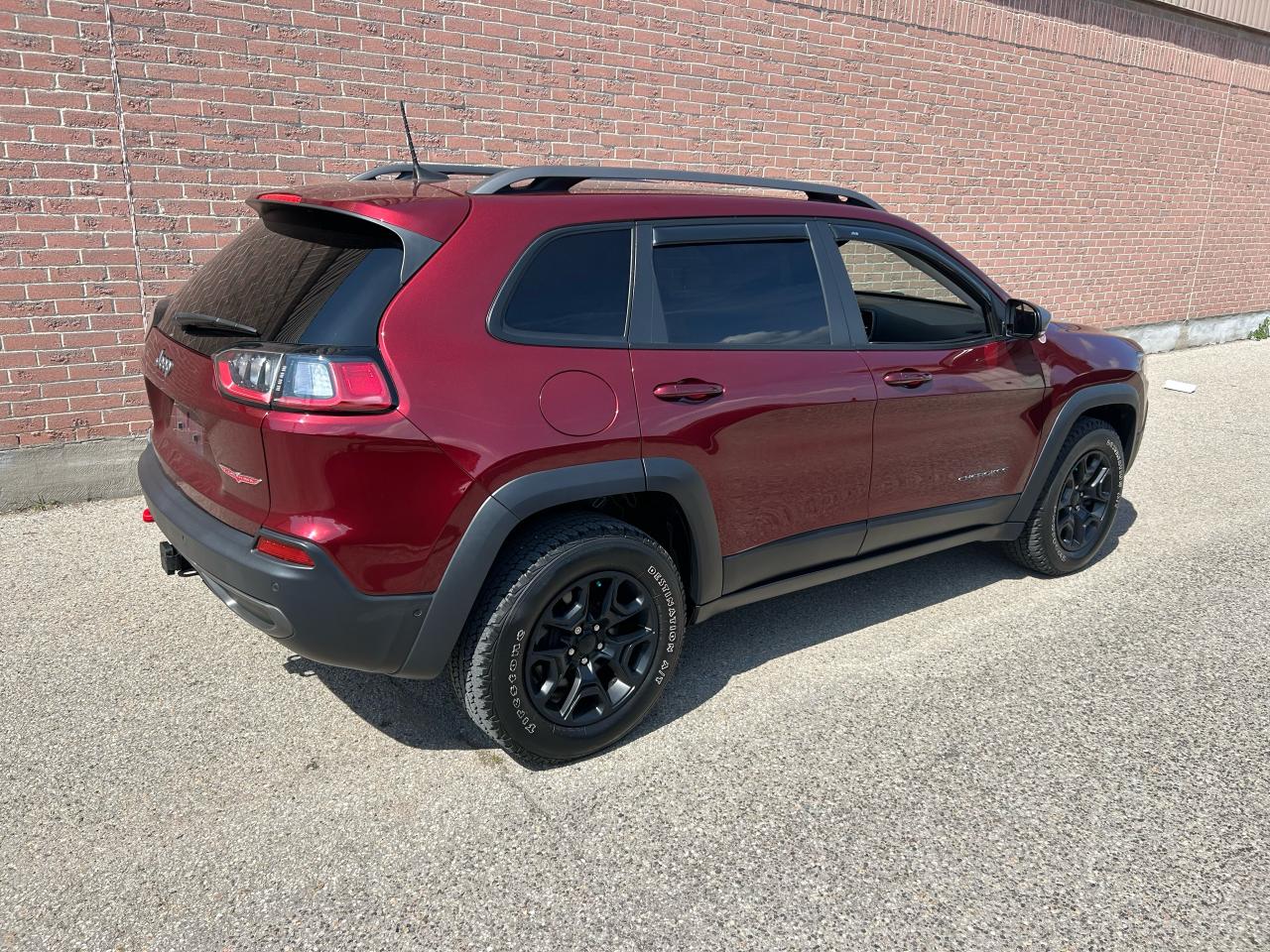 2020 Jeep Cherokee Trailhawk Elite - Photo #9