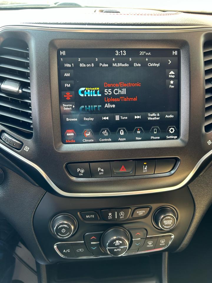 2020 Jeep Cherokee Trailhawk Elite - Photo #11