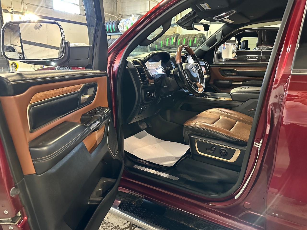 2022 RAM 1500 LIMITED LONGHORN LEATHER | LOADED | NAVI |CREWCAB - Photo #35