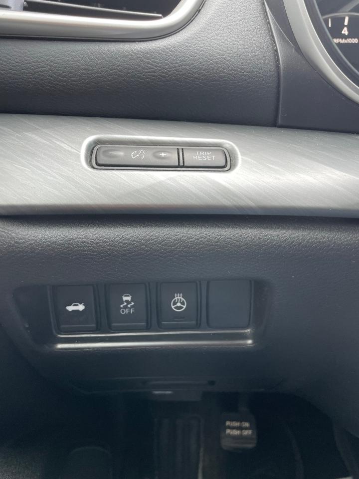 2017 Nissan Maxima SL - Photo #12
