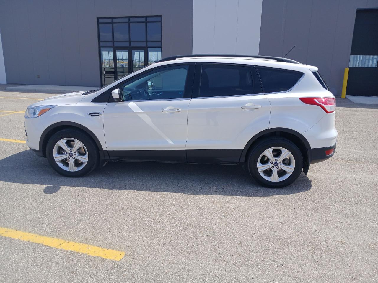 2016 Ford Escape SE - Photo #8