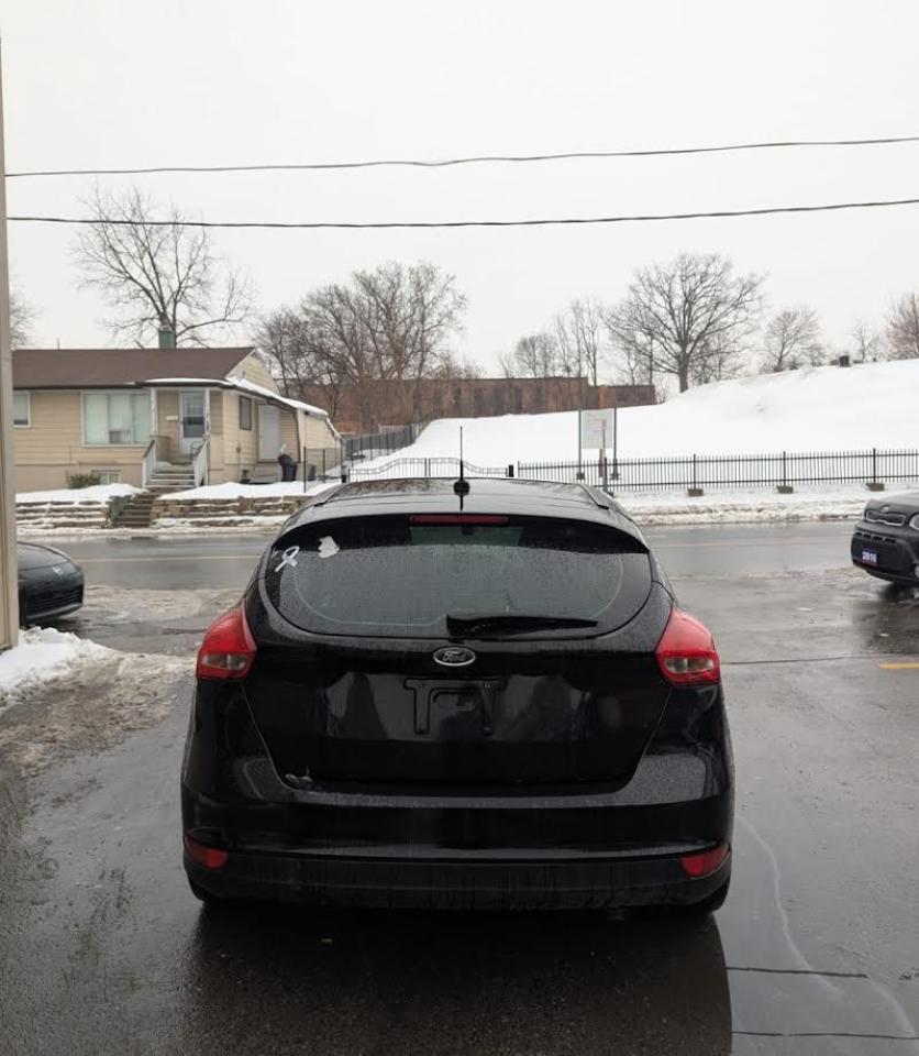 2017 Ford Focus  - Photo #3